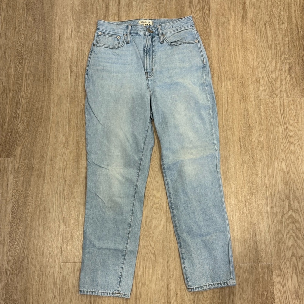 Madewell Curvy light wash jeans
